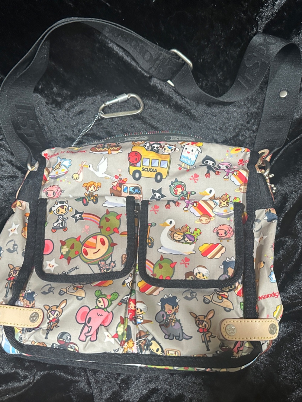 Lesportsac Tokidoki Ciao Ciao crossbody bag with pockets